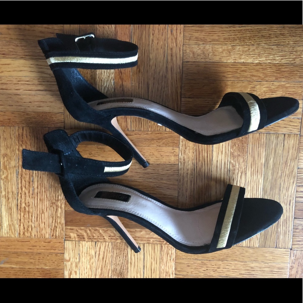 Black Sandals